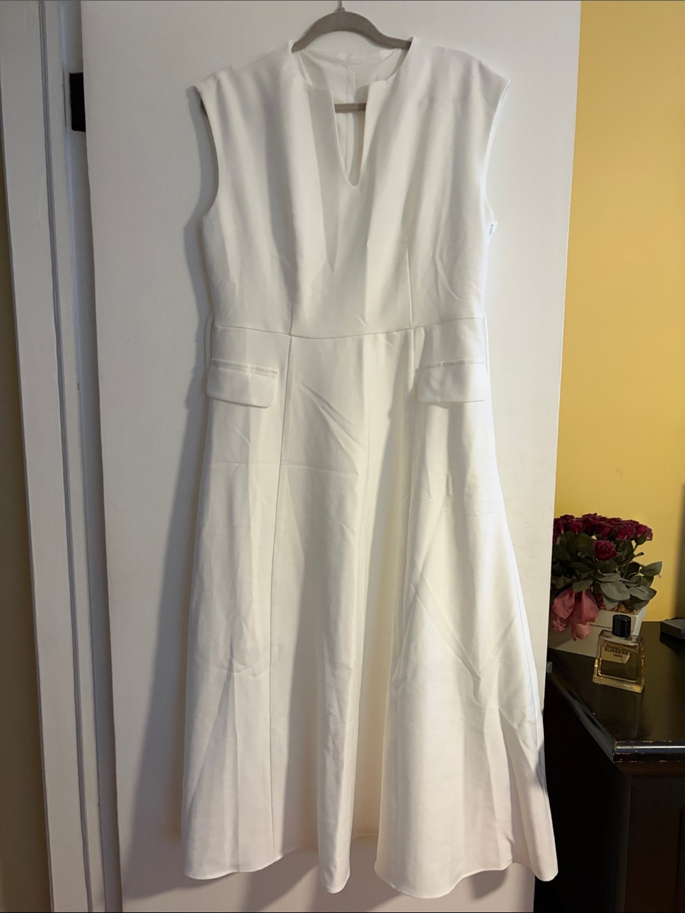 Commense White Sleeveless Flared Midi Dress